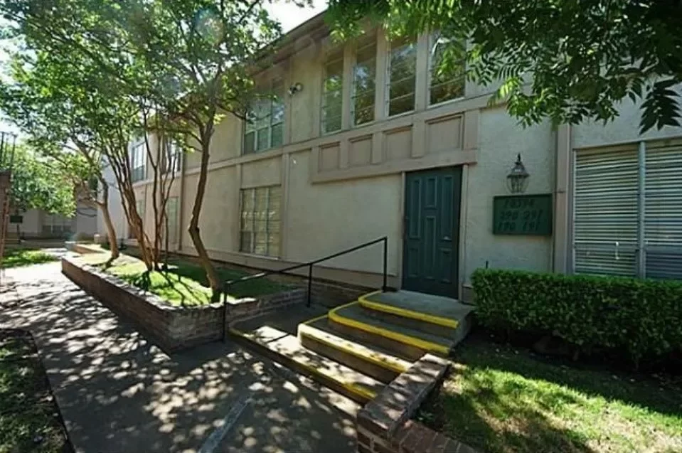 2BR Condo for Sale in Dallas, TX