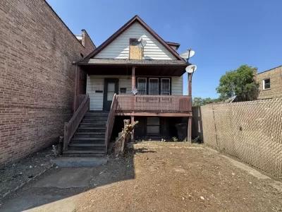 4BR House for Sale in Chicago, IL