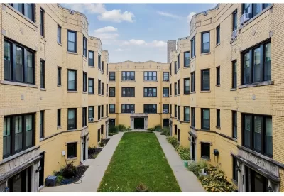House for Rent in Chicago, IL