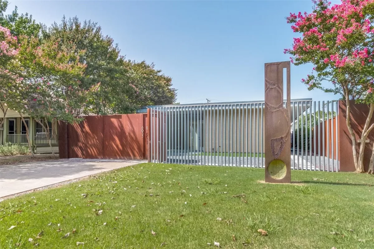 3BR House for Rent in Dallas, TX