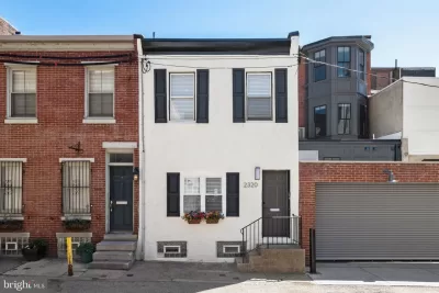 2BR Townhouse for Sale in Philadelphia, PA