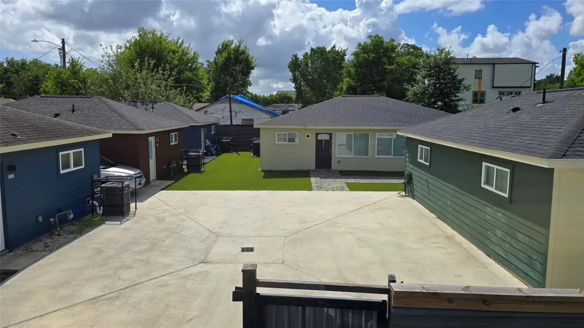 2BR Multi-Family for Sale in Houston, TX