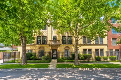 1BR House for Rent in Chicago, IL