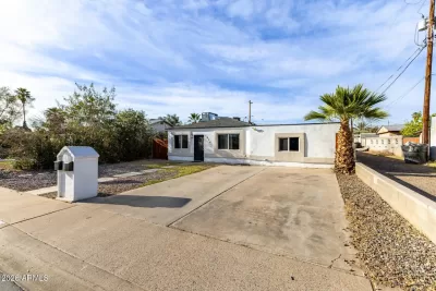 5BR House for Sale in Phoenix, AZ