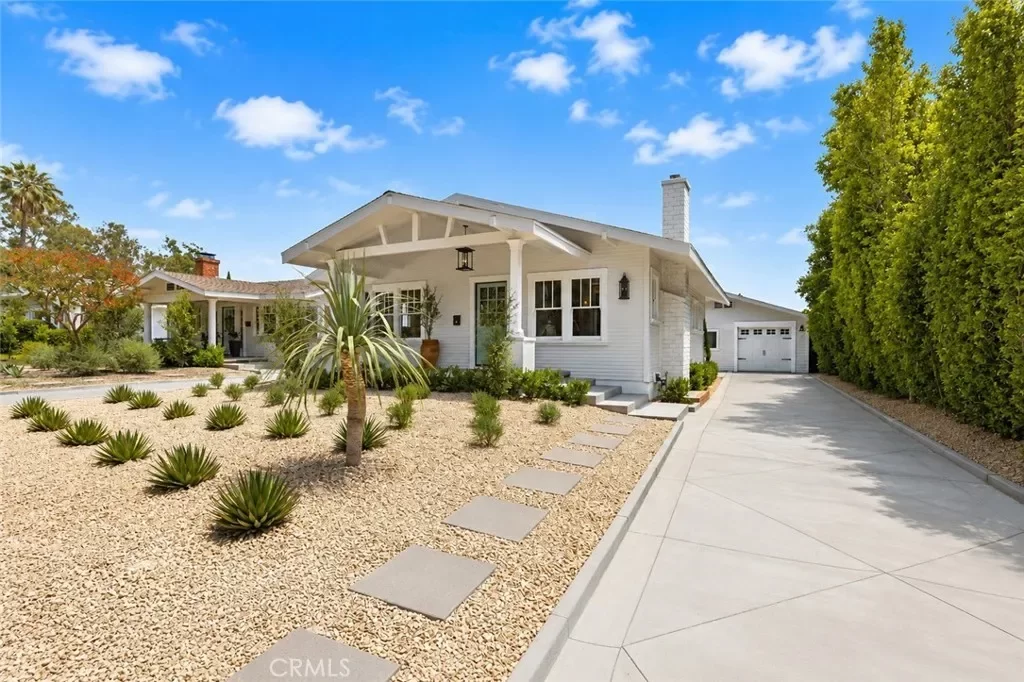2BR House for Sale in Glendale, CA
