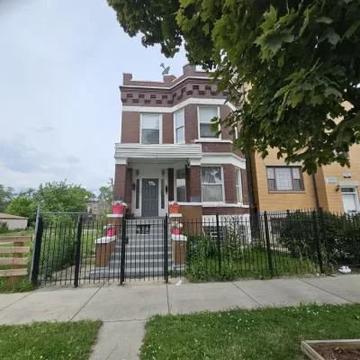 7BR Multi-Family for Sale in Chicago, IL