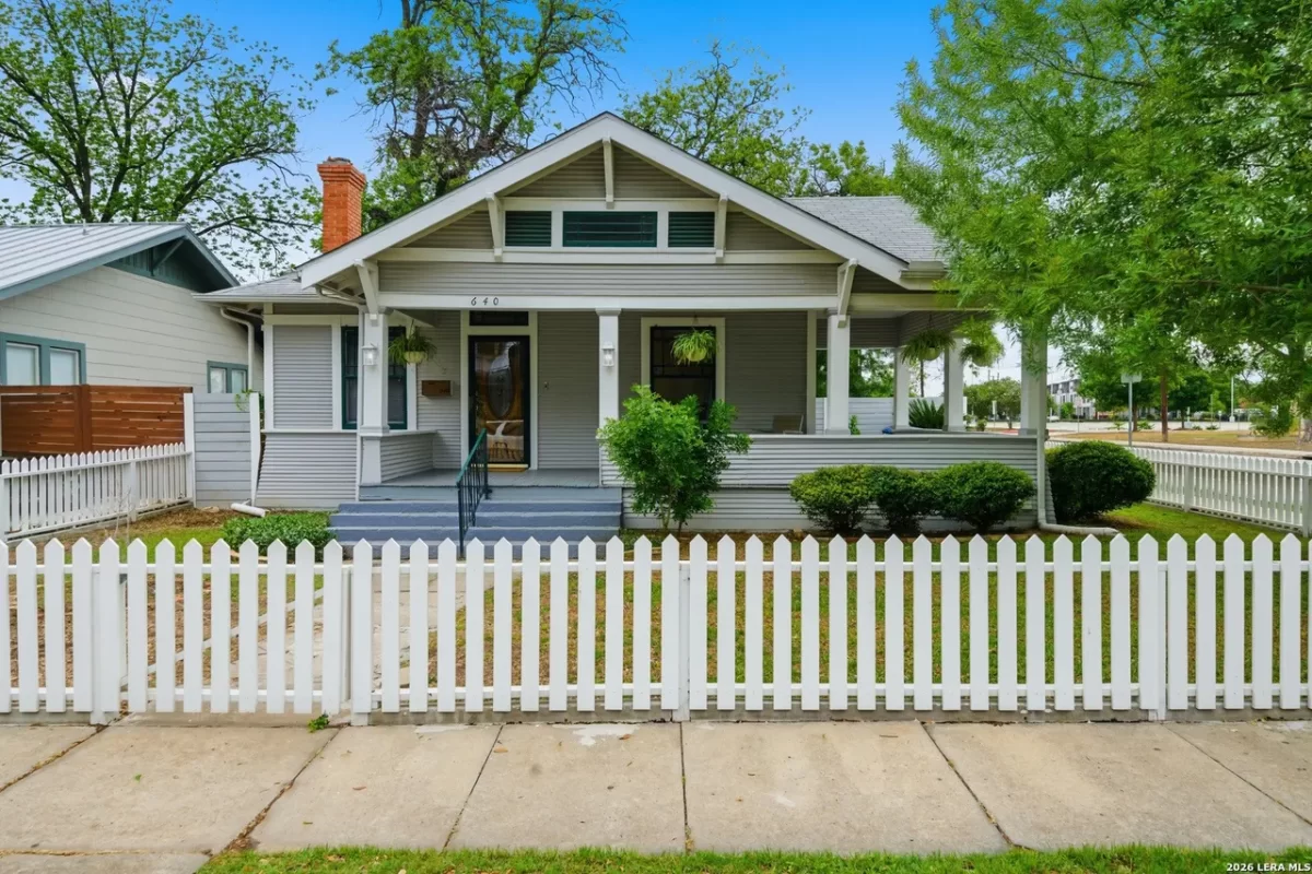 2BR House for Sale in San Antonio, TX