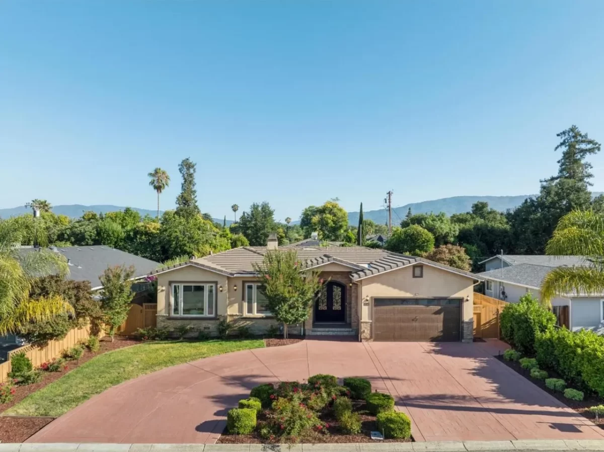 4BR House for Sale in Saratoga, CA