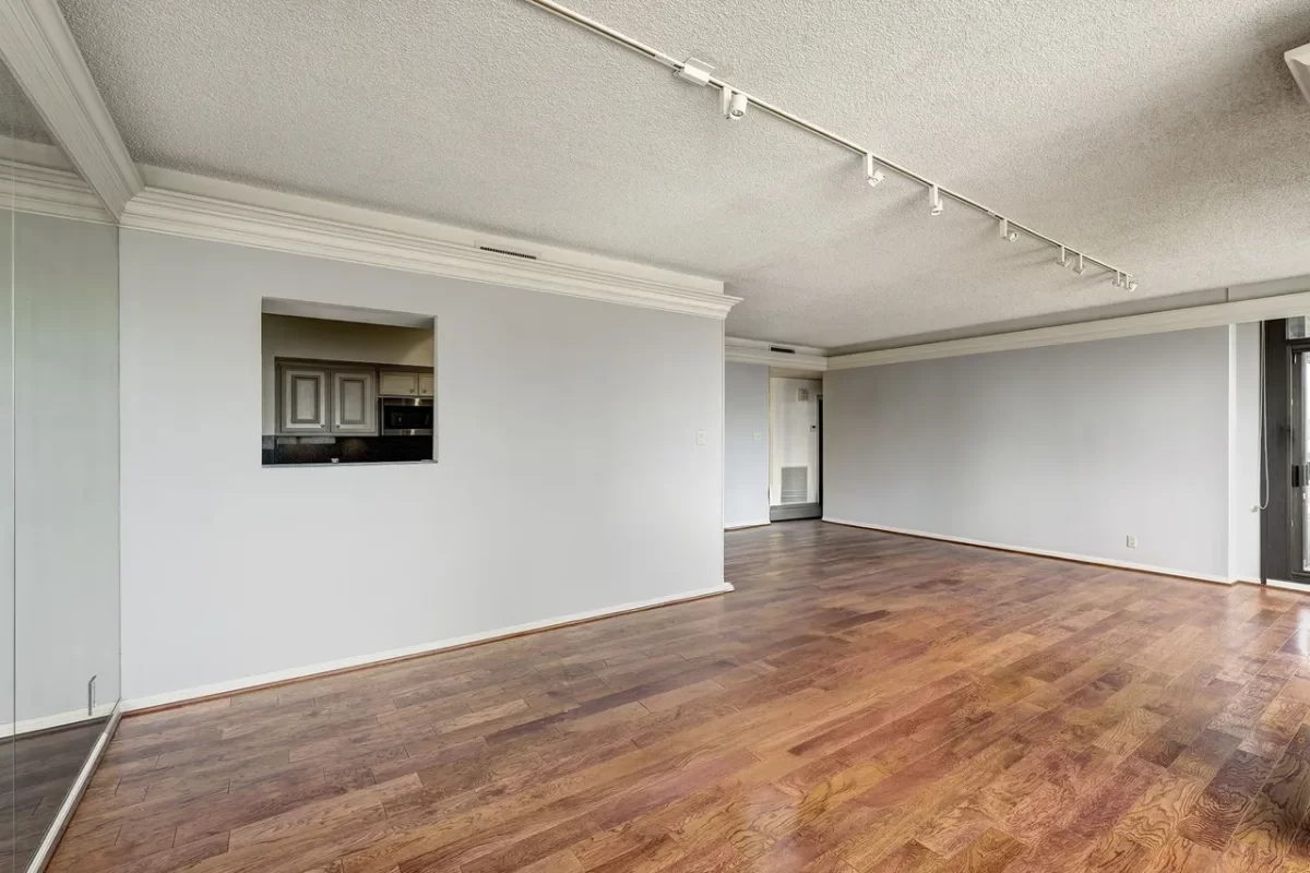 2BR Condo for Sale in Houston, TX