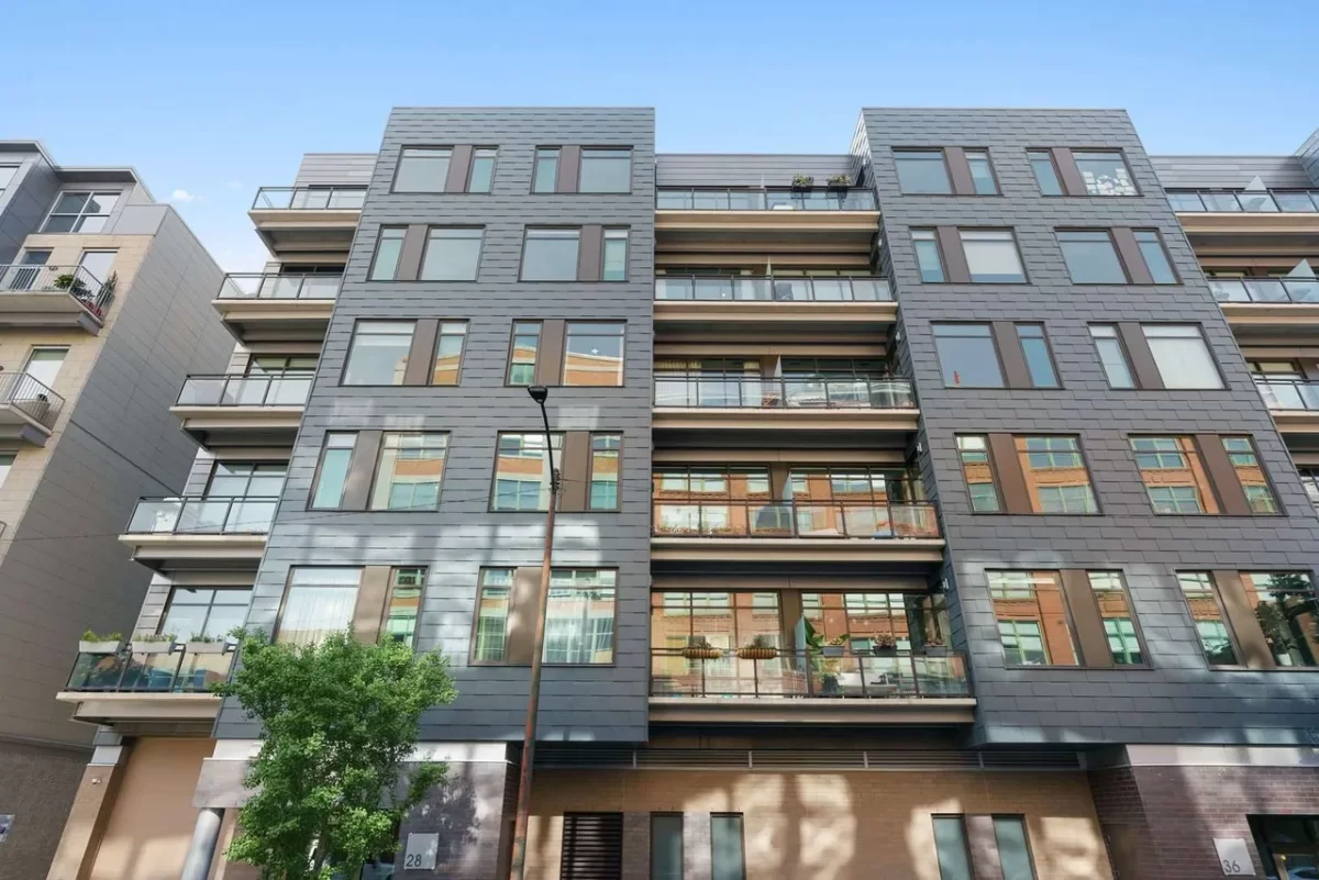 3BR Condo for Sale in Chicago, IL