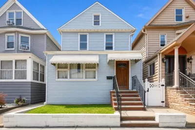 3BR House for Sale in Bayonne, NJ