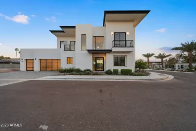 4BR House for Sale in Phoenix, AZ