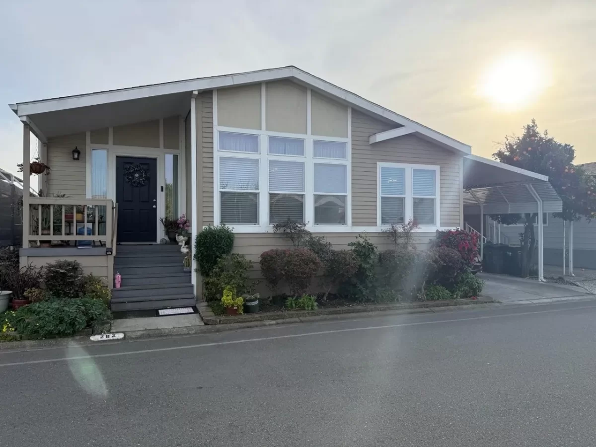 3BR Mobile Home for Sale in Sunnyvale, CA