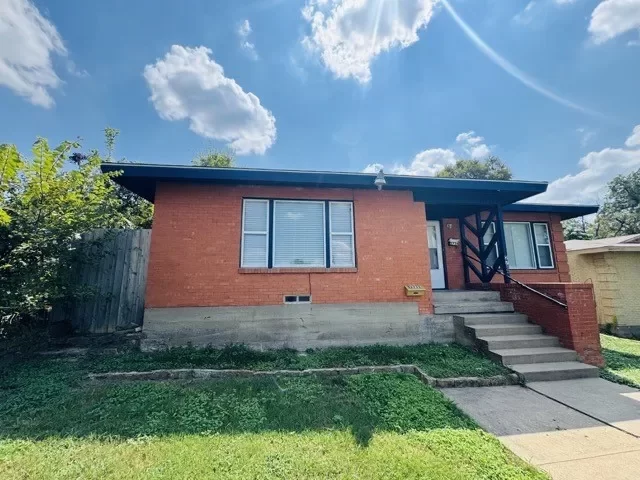 2BR Multi-Family for Rent in Dallas, TX