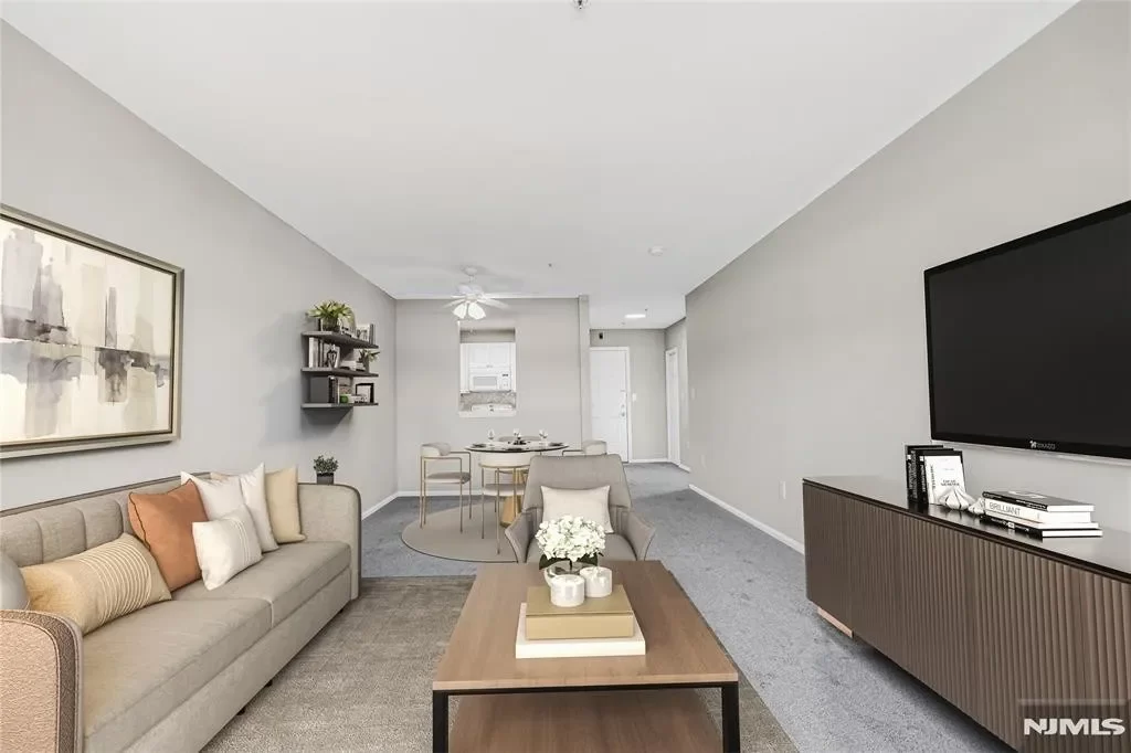 1BR Apartment for Rent in Edgewater, NJ