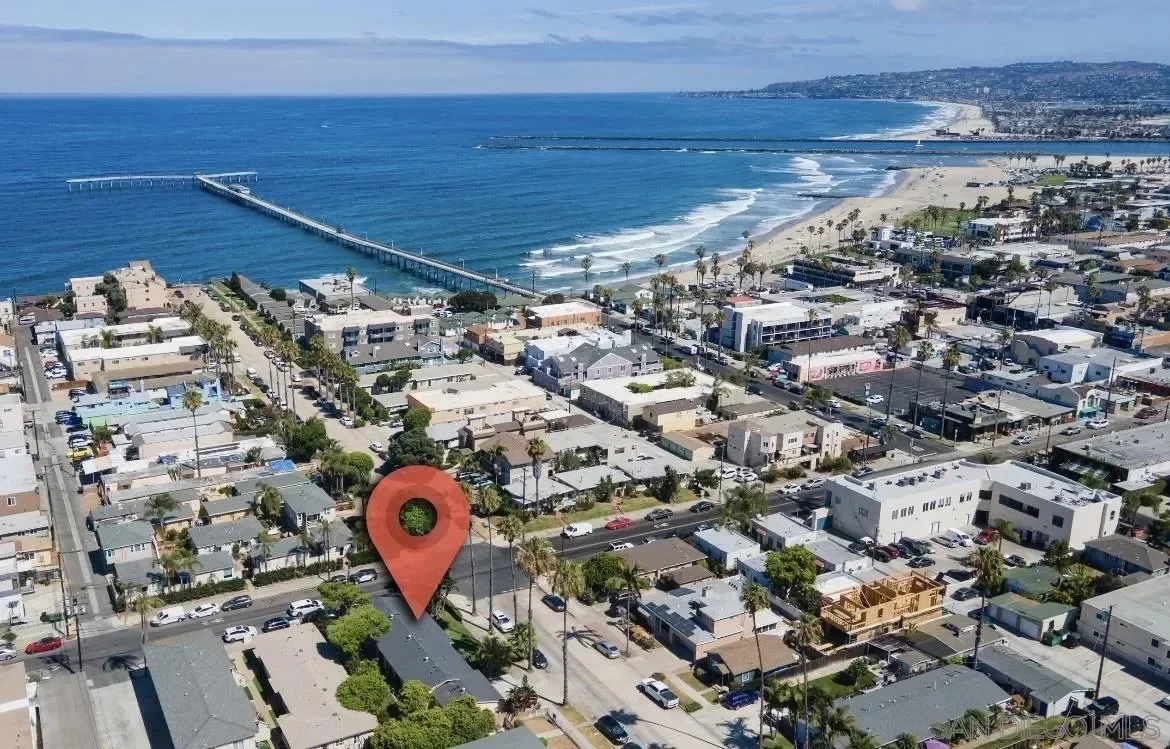 4BR Multi-Family for Sale in San Diego, CA