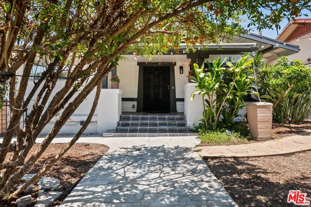 5BR House for Sale in Los Angeles, CA