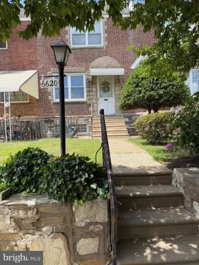 3BR Townhouse for Sale in Philadelphia, PA
