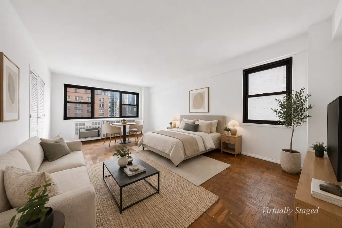 Condo for Sale in New York, NY