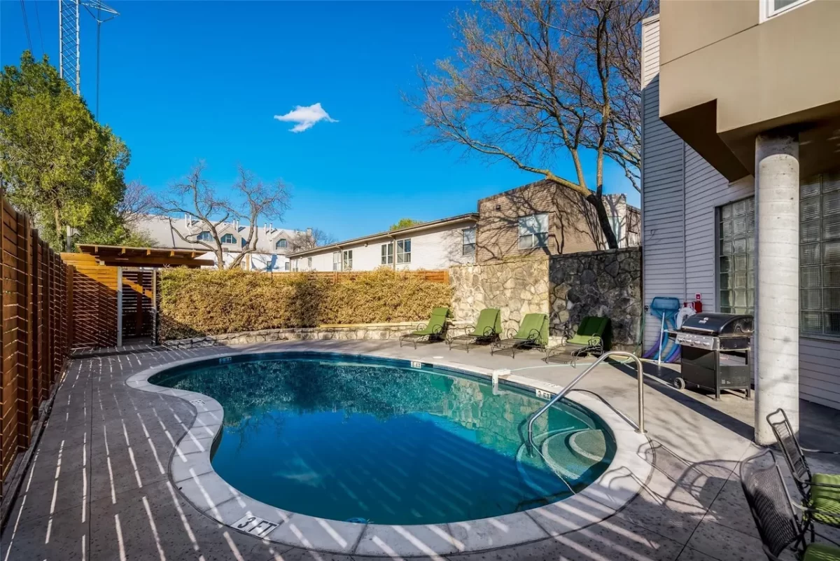 1BR Condo for Sale in Dallas, TX
