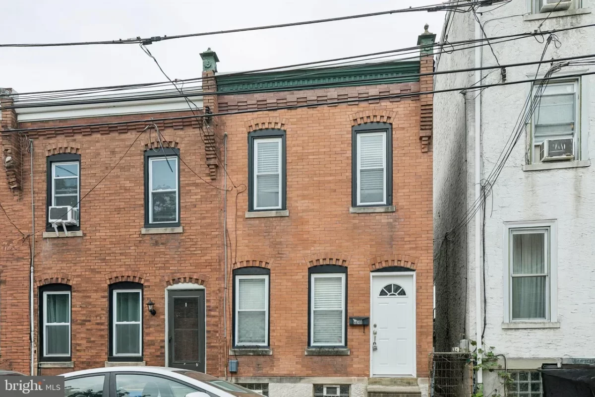 2BR Townhouse for Sale in Philadelphia, PA