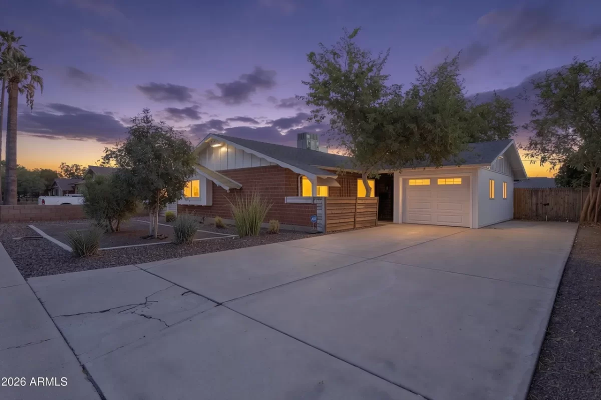 3BR House for Sale in Phoenix, AZ
