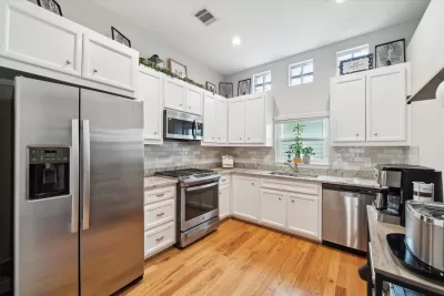 2BR Condo for Sale in Houston, TX