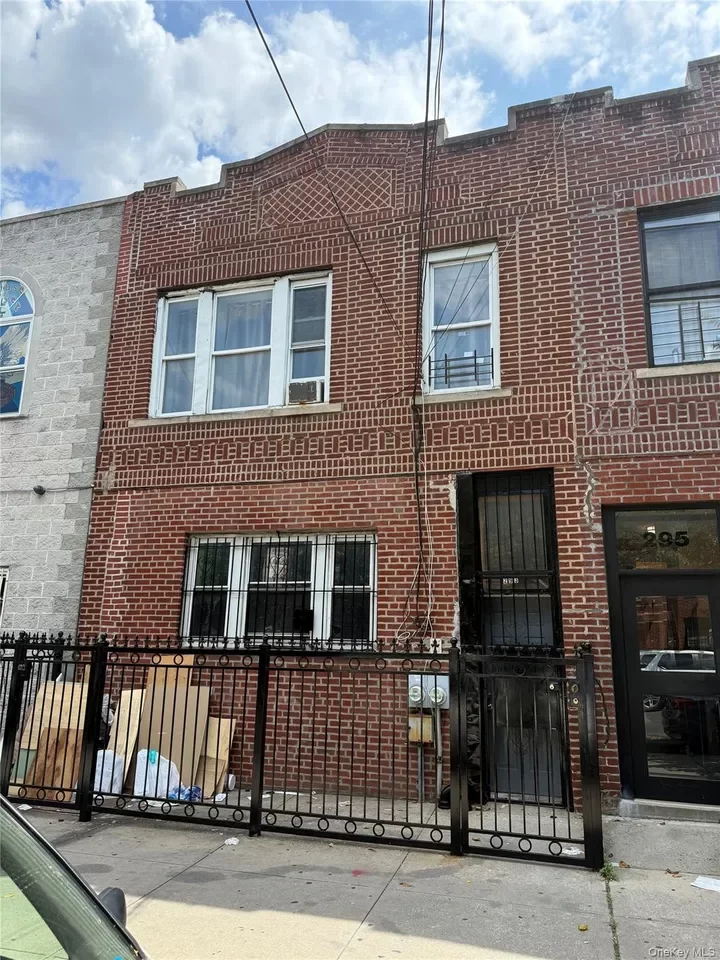 3BR Multi-Family for Rent in Brooklyn, NY
