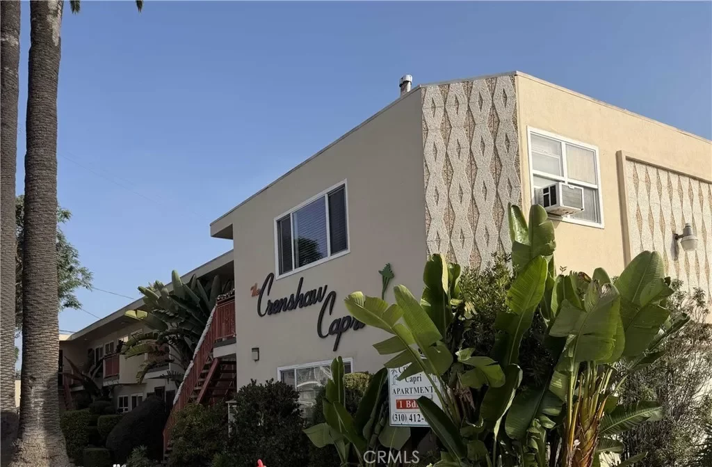 3BR Multi-Family for Sale in Los Angeles, CA