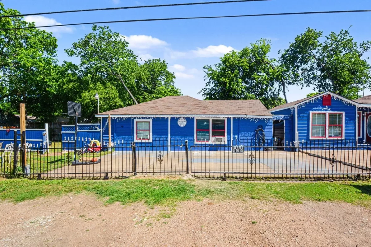 4BR House for Sale in Dallas, TX