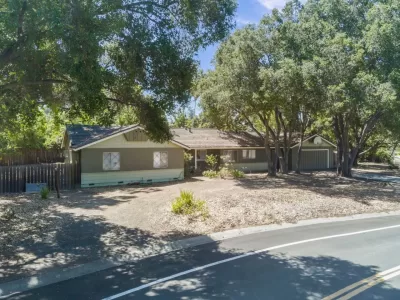 4BR House for Sale in Saratoga, CA