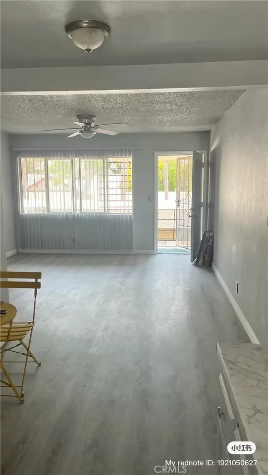 2BR House for Rent in Los Angeles, CA
