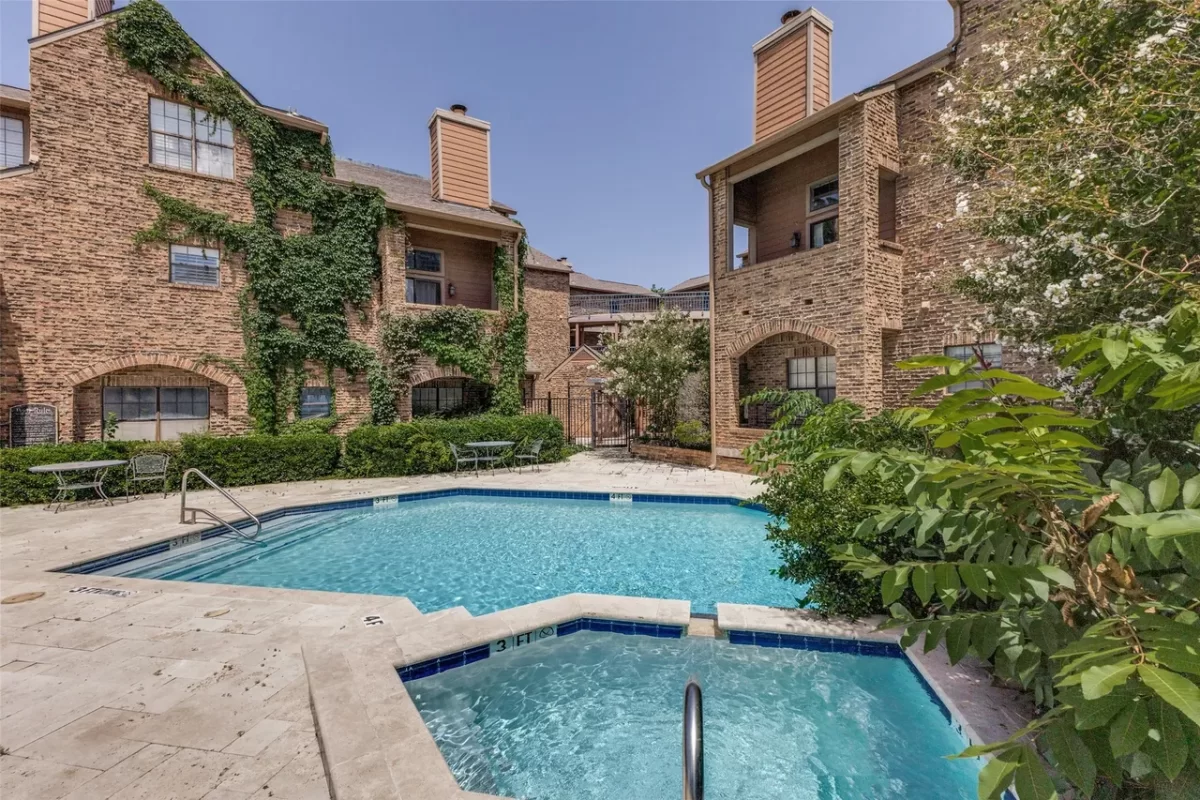 2BR Condo for Sale in University Park, TX