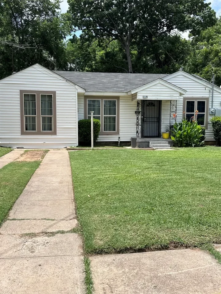3BR House for Sale in Dallas, TX