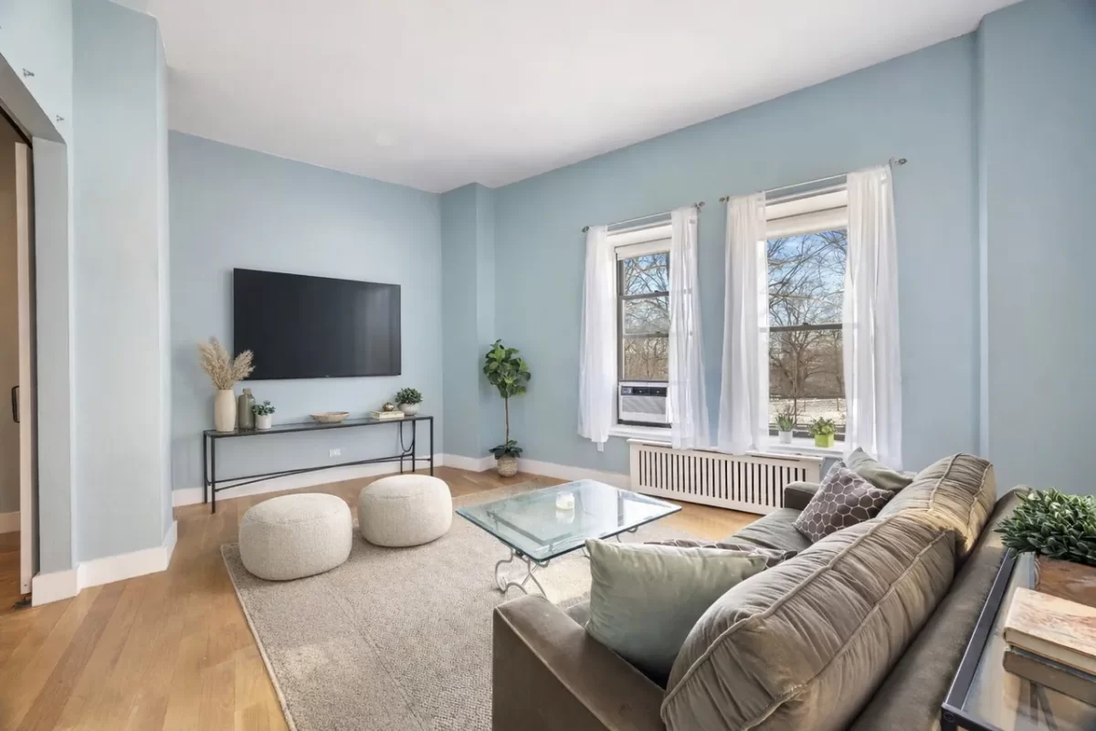 2BR Condo for Sale in Manhattan, NY