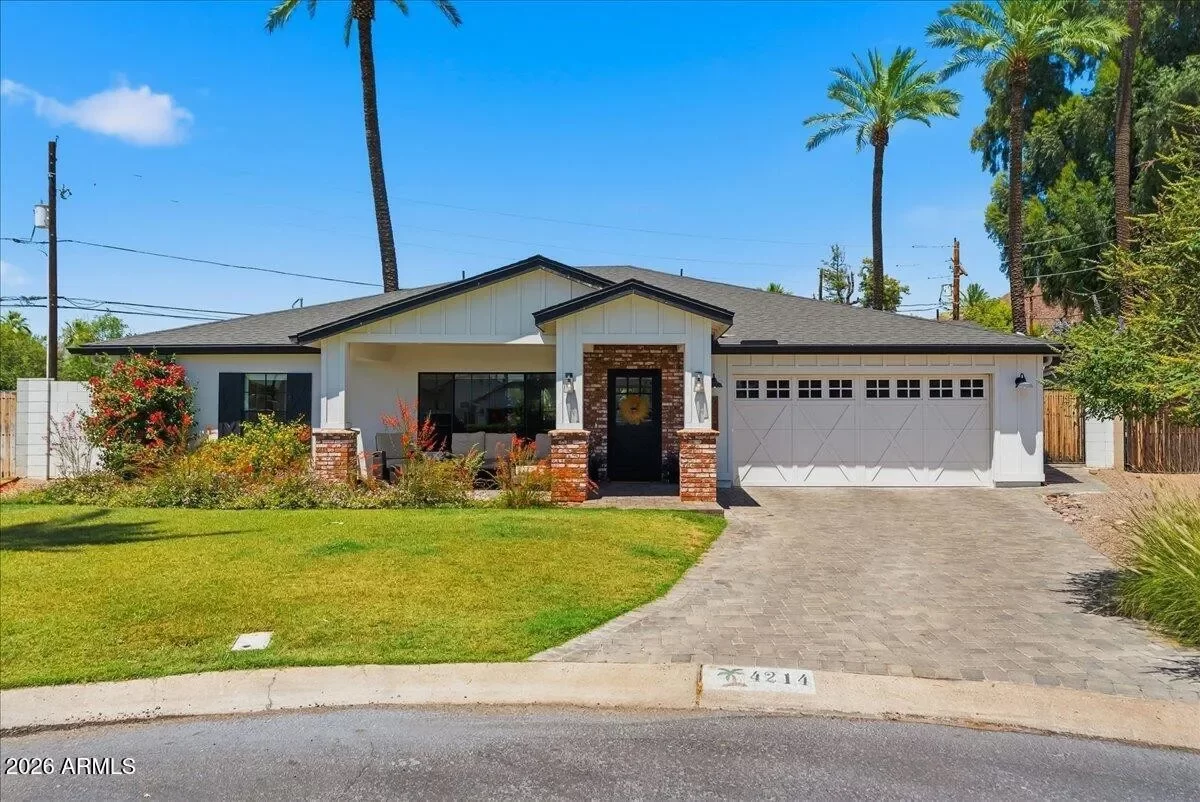 4BR House for Rent in Phoenix, AZ