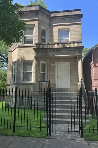 7BR Multi-Family for Sale in Chicago, IL