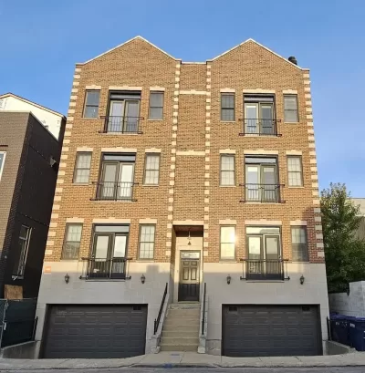 2BR Apartment for Rent in Chicago, IL
