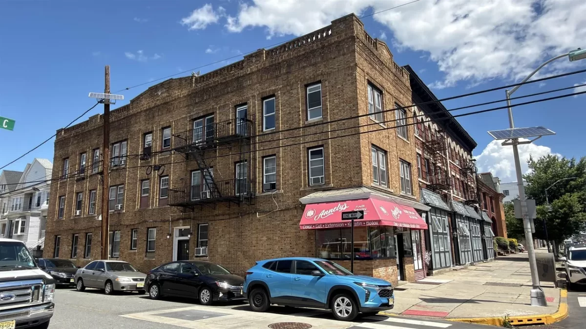 1BR Apartment for Rent in Bayonne, NJ