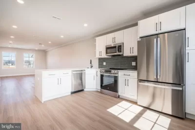 2BR Condo for Sale in Philadelphia, PA