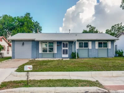 3BR House for Sale in San Antonio, TX