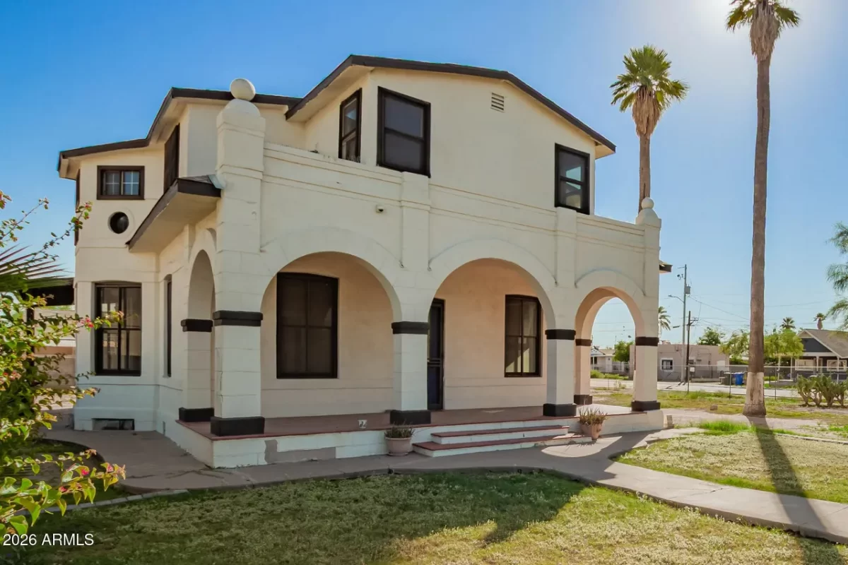 7BR House for Sale in Phoenix, AZ