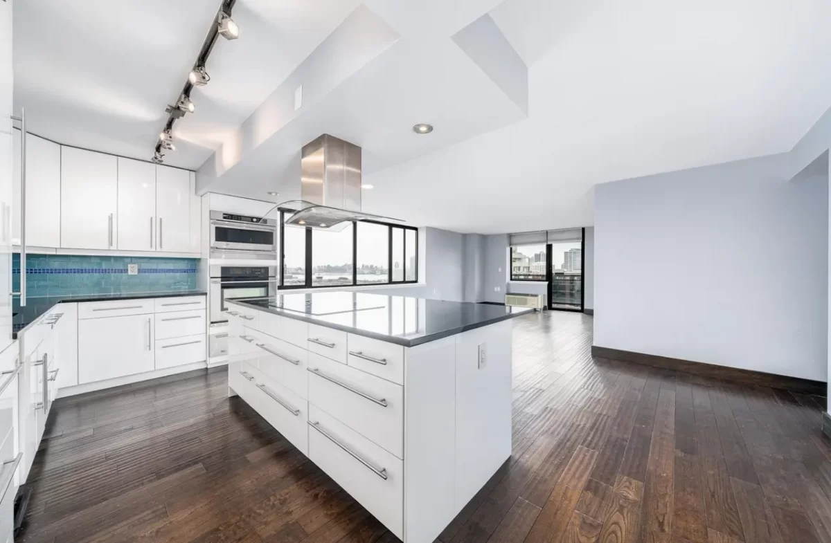 2BR Multi-Family for Rent in Hoboken, NJ