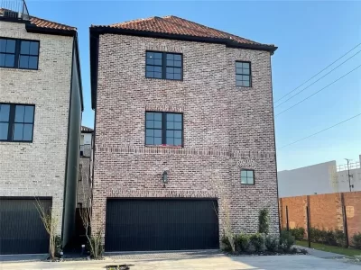 3BR House for Sale in Houston, TX