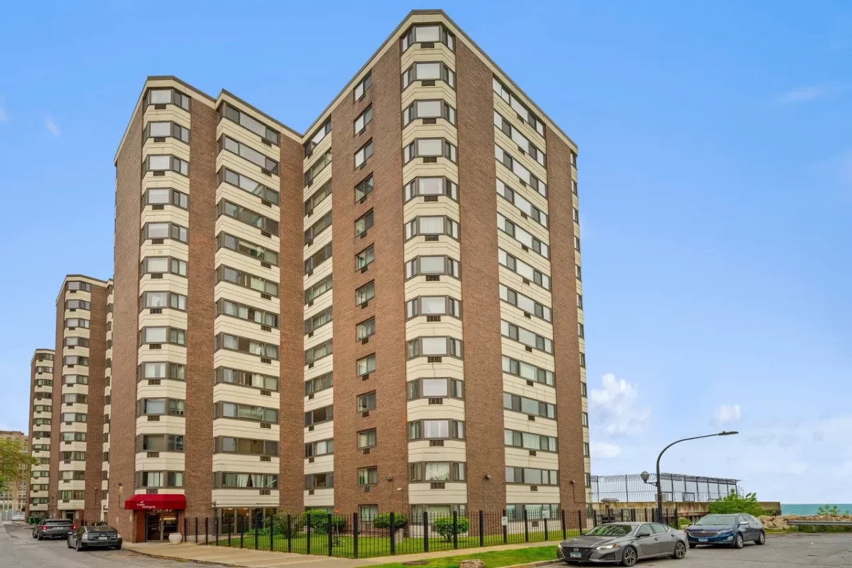 2BR Condo for Rent in Chicago, IL