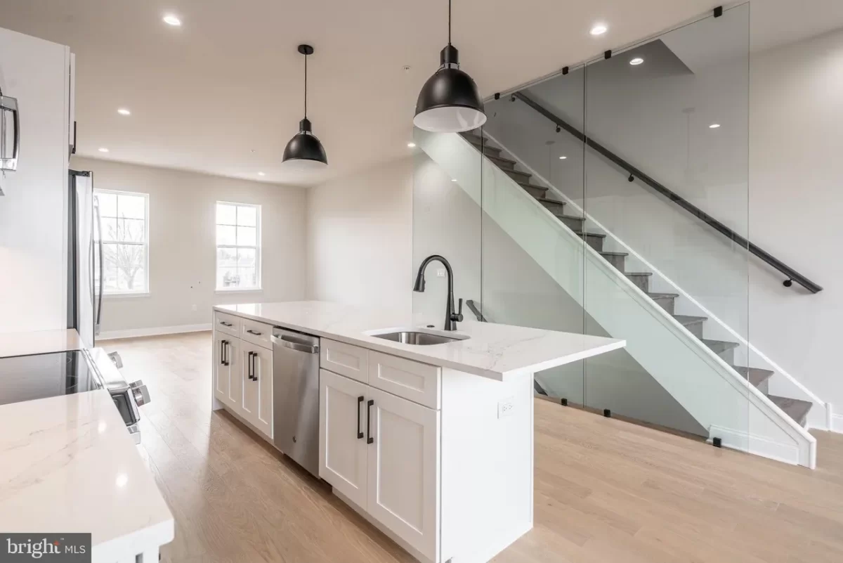 3BR Townhouse for Sale in Philadelphia, PA