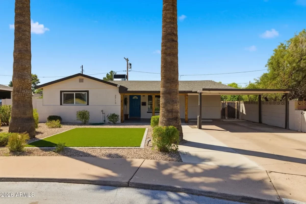 4BR House for Sale in Phoenix, AZ