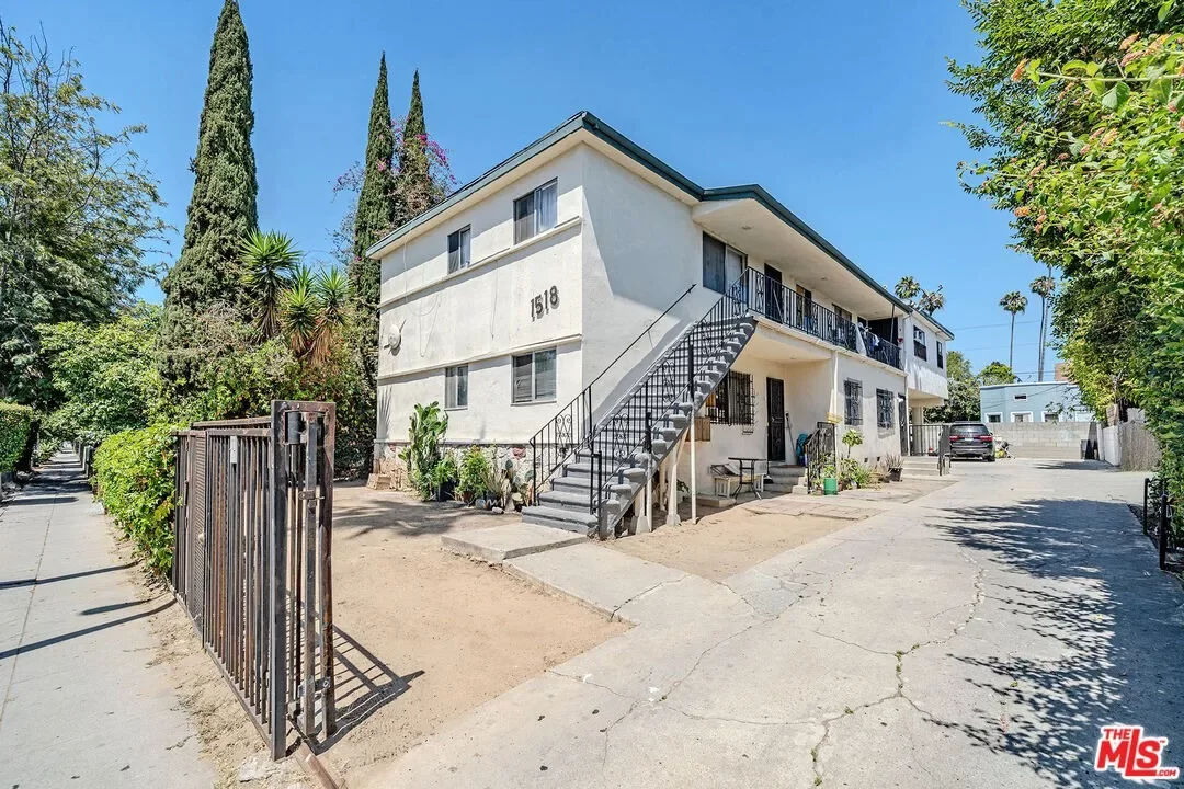 7BR Multi-Family for Sale in Los Angeles, CA