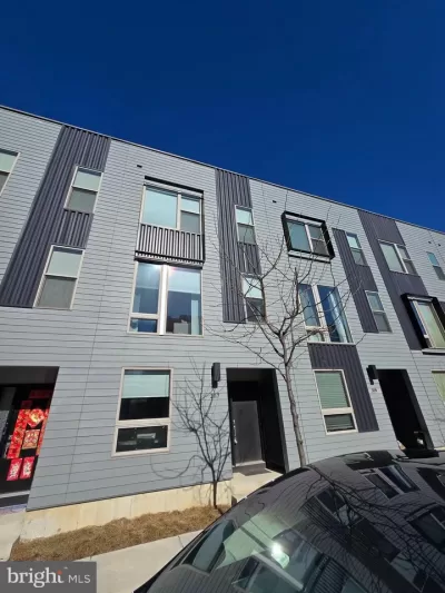 3BR Townhouse for Sale in Philadelphia, PA