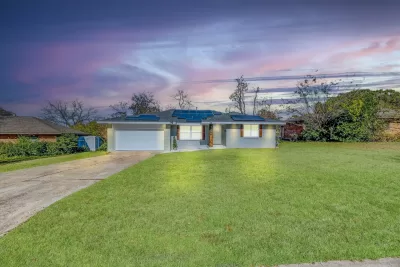 4BR House for Sale in Dallas, TX